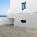 Casa Mercedes, Terrace With Sea Views Hébergement de vacances *